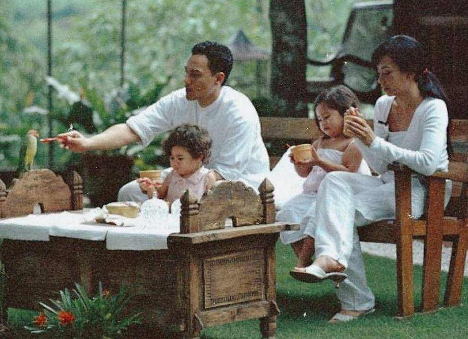 masa kecil Aaliyah dan Zahwa Massaid (Instagram.com/aaliyah.massaid)