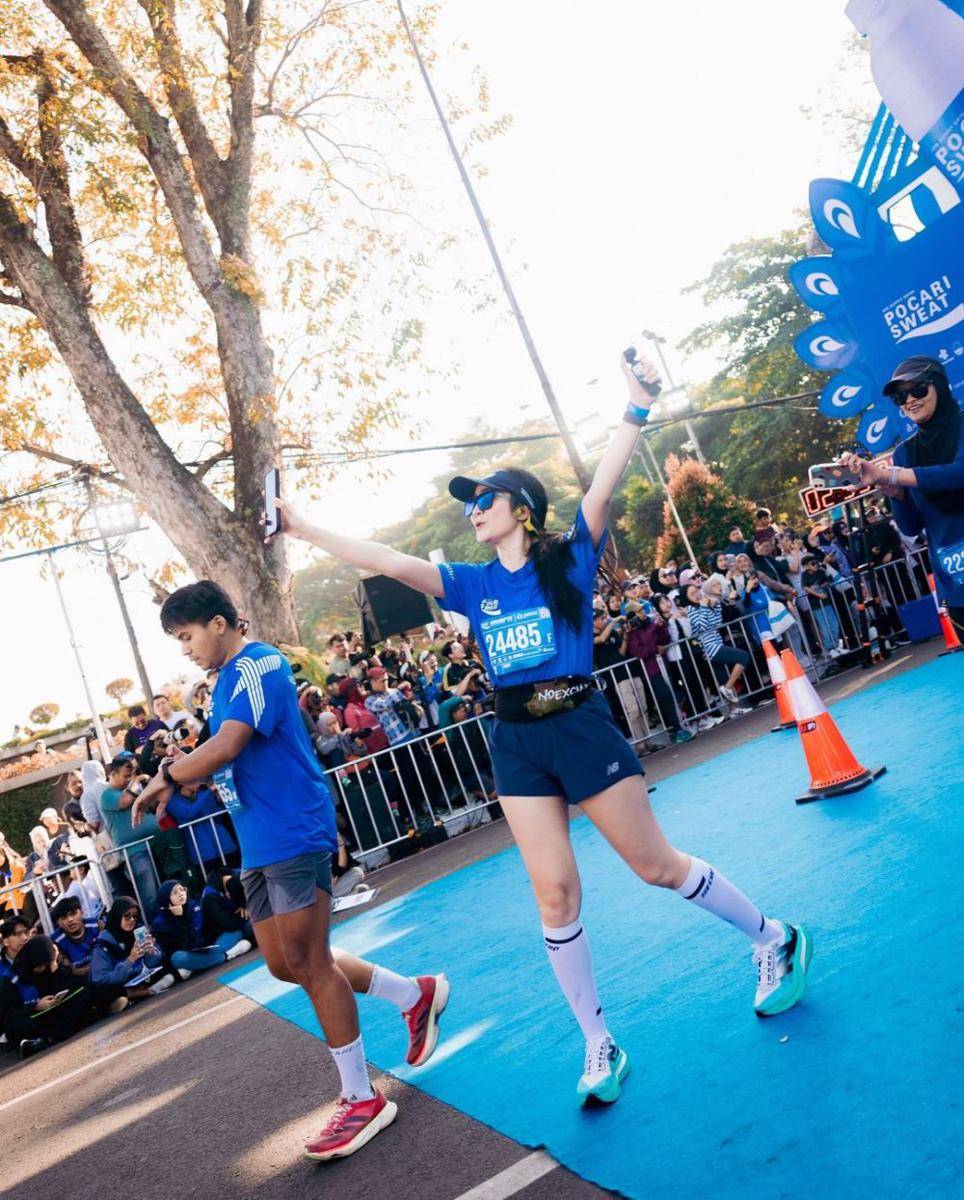 potret Febby Rastanty ikut marathon di Bandung (instagram.com/febbyrastanty)