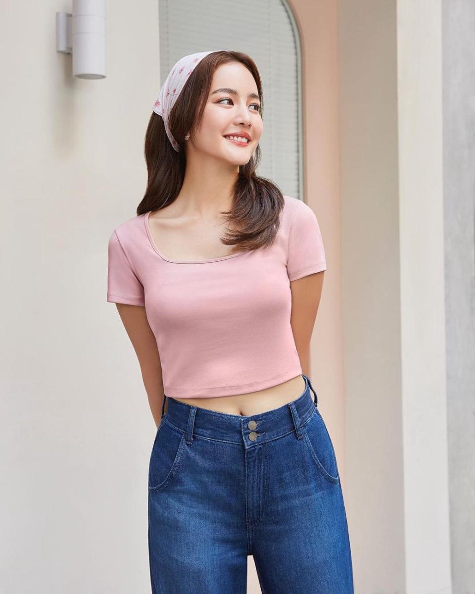 outfit Bow Maylada (instagram.com/bow_maylada)