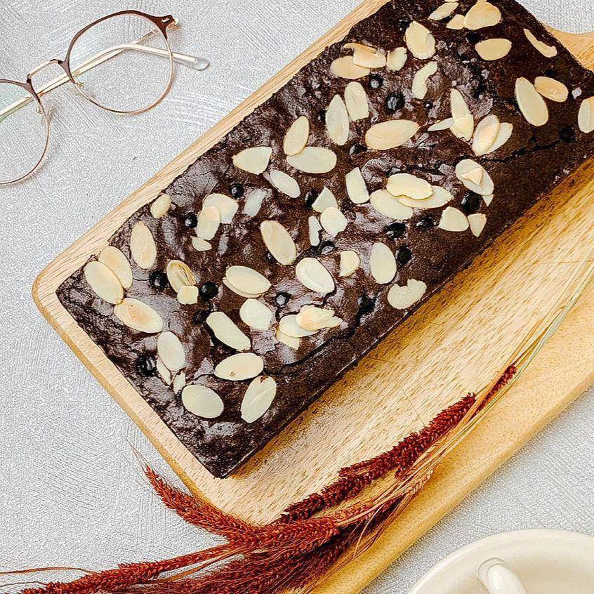 Mora Cake n Bakery (instagram.com/mora_baking)