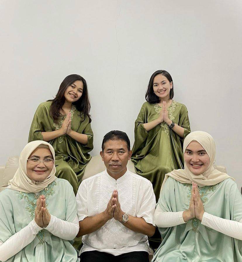potret kenangan Lalita Hutami dan ayahnya (Instagram.com/litahutami)