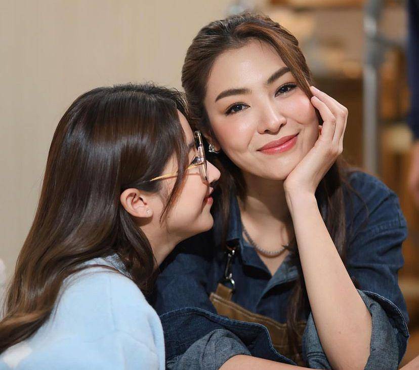 potret Faye Malisorn dan Yoko Apasra (instagram.com/fayemalisorn)