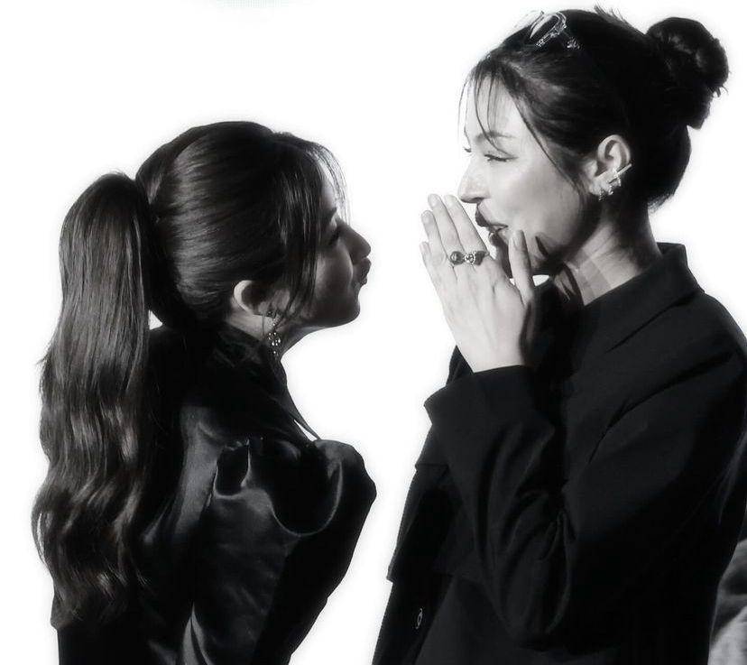 potret Faye Malisorn dan Yoko Apasra (instagram.com/fayemalisorn)