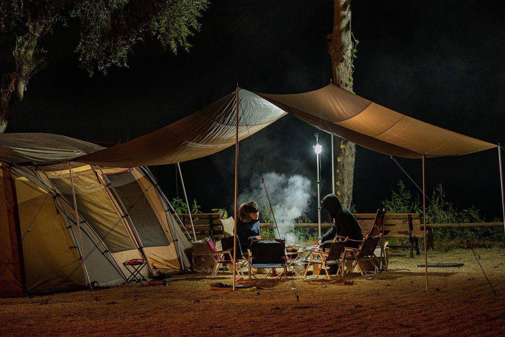 ilustrasi camping. Pixabay.com/users/chulmin1700-15022416/