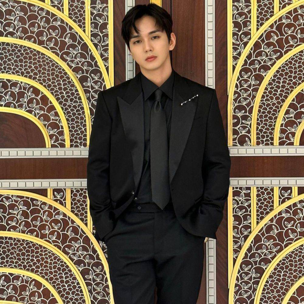 Yoo Seung Ho (instagram.com/dandyoo93_official)