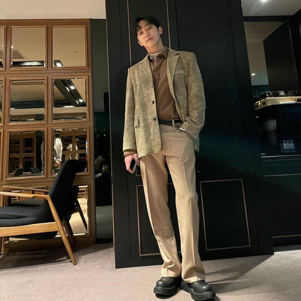 potret Jung Jin Young (instagram.com/jinyoung0423/)