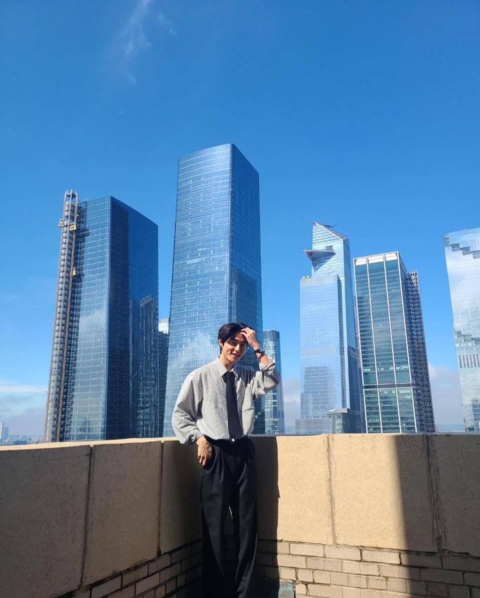 Yoon Chan Young (instagram.com/yooncy1)