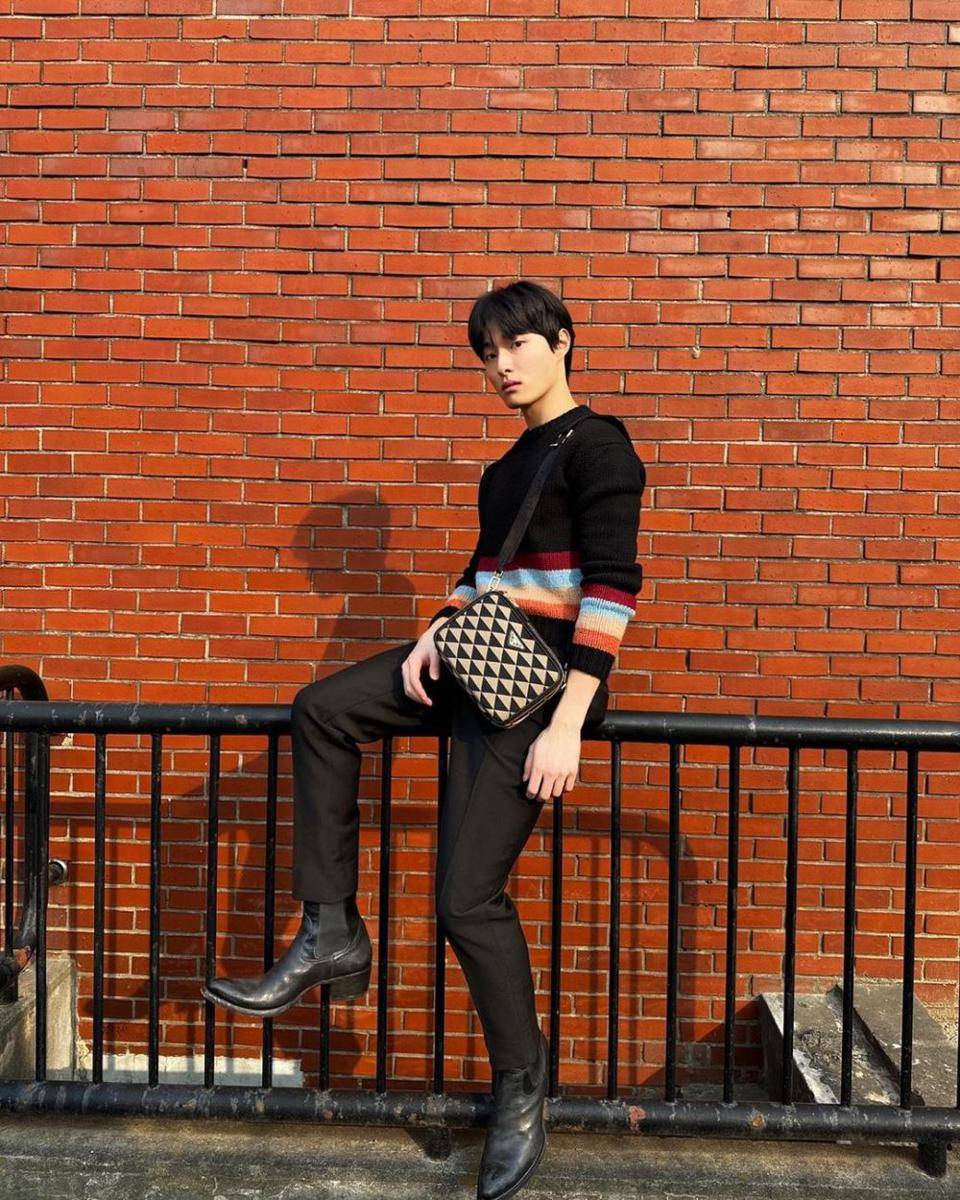 Yoon Chan Young (instagram.com/yooncy1)