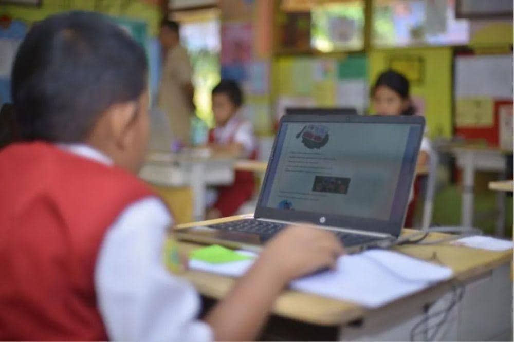 ilustrasi anak SD belajar (instagram.com/guru_esdeh)