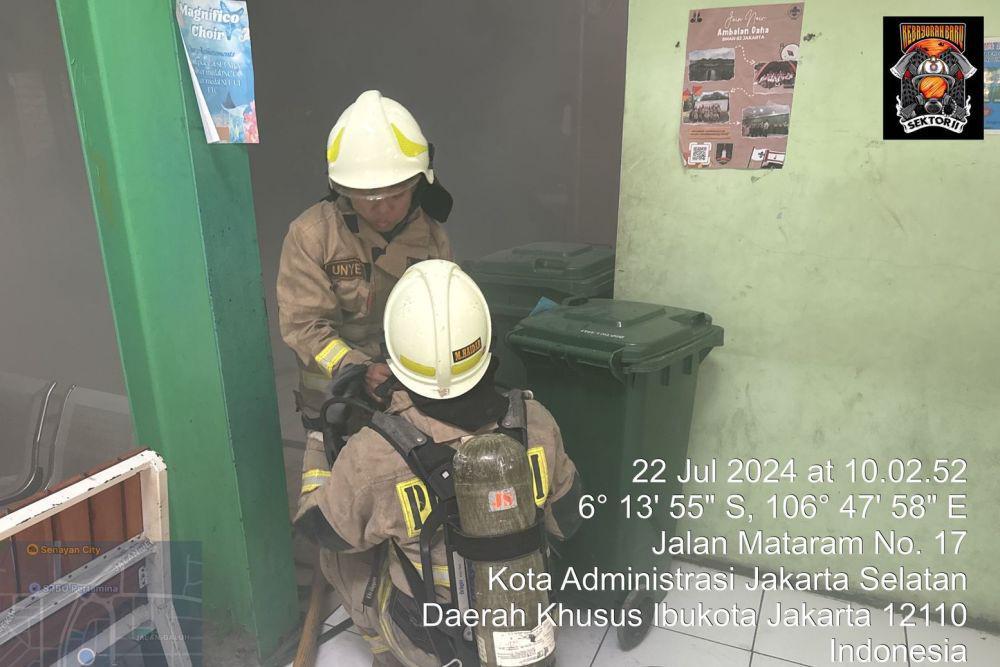 Kronologi Kebakaran SMAN 82 Jakarta, Pengurus Lihat Asap di Gudang