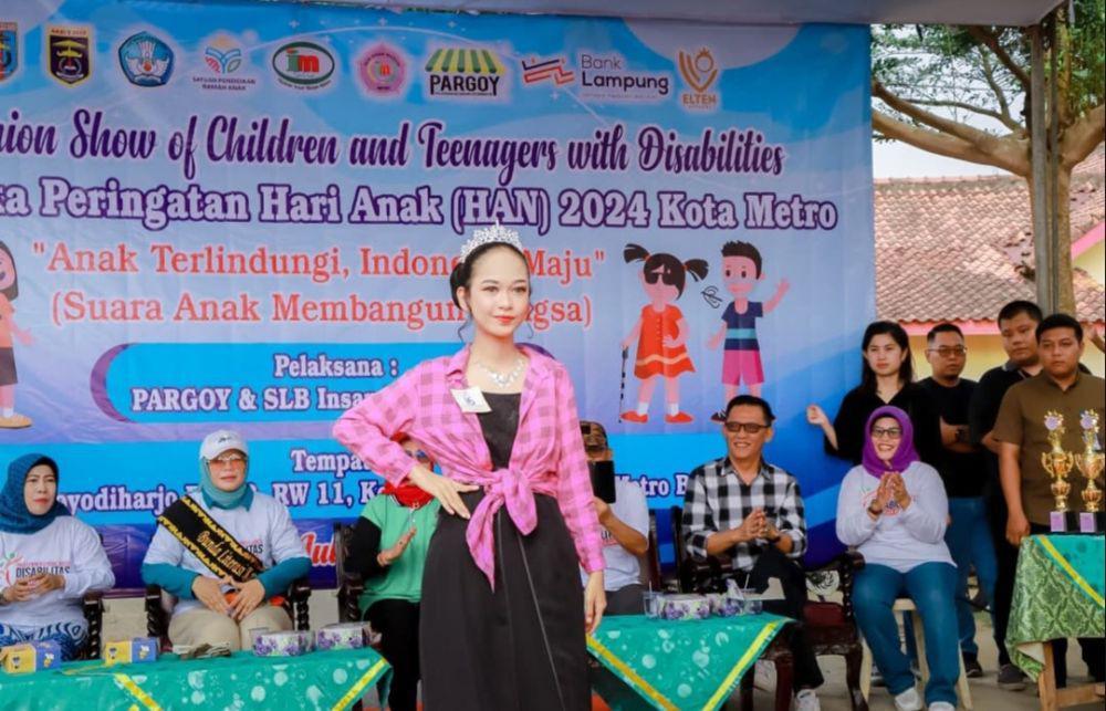 Potret Lomba Fashion Show Disabilitas Kota Metro Momen Hari Anak