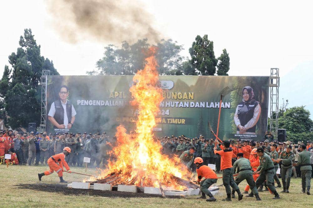360 Hektare Lahan Alami Karhutla, Jatim Siagakan Ratusan Personel