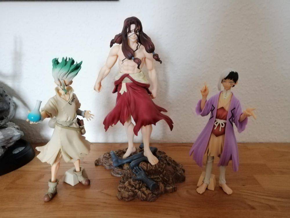 potret koleksi Dr. Stone (reddit.com/user/AffectionateFluff)