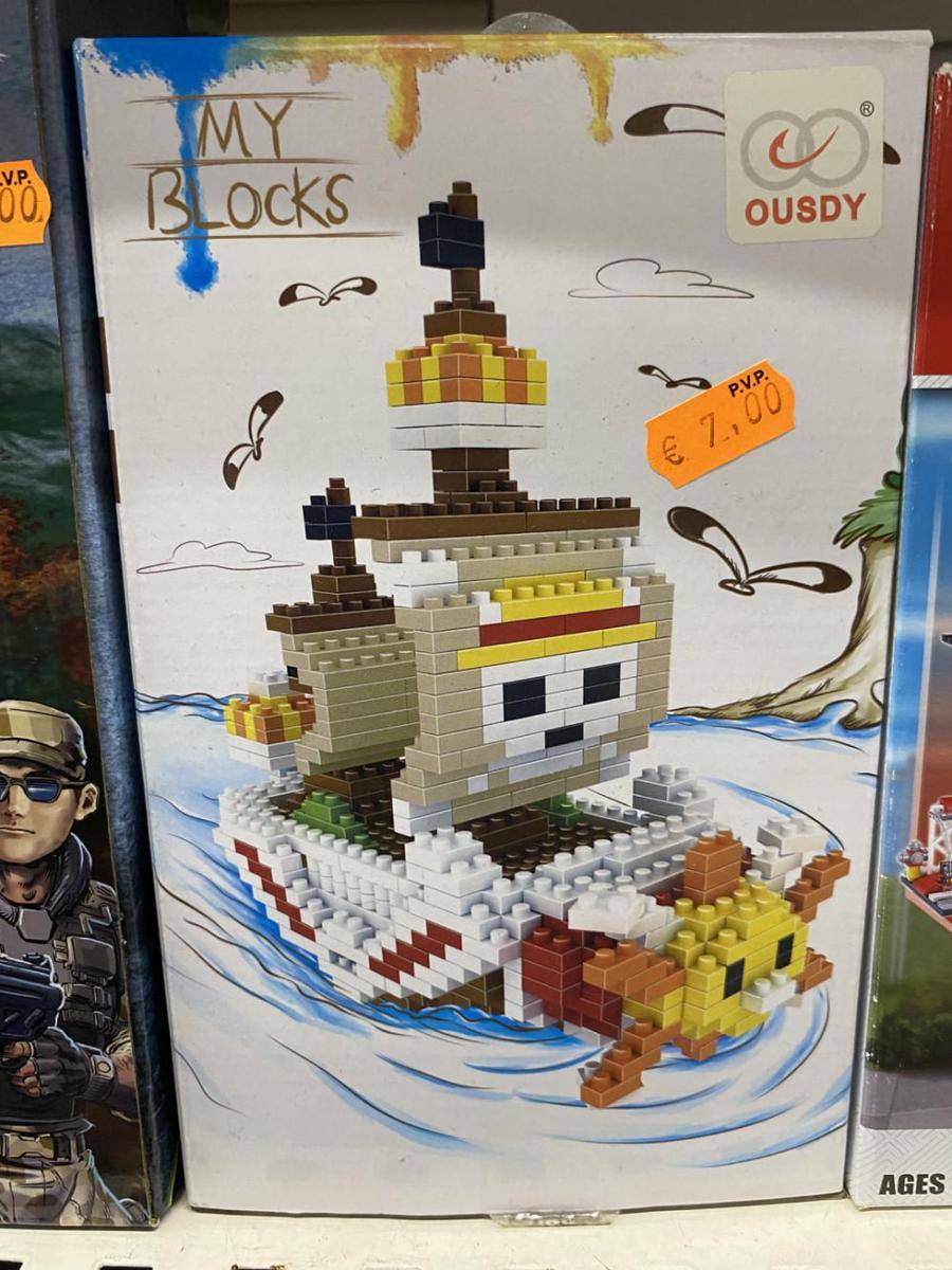 potret barang KW bertema One Piece (reddit.com/user/Sigmas_toes)