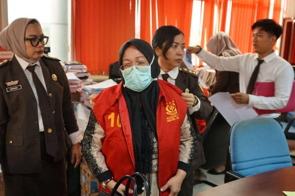 Penetapan tersangka kasus korupsi pengelolaan tambang (Dok: Kejati Sumsel)