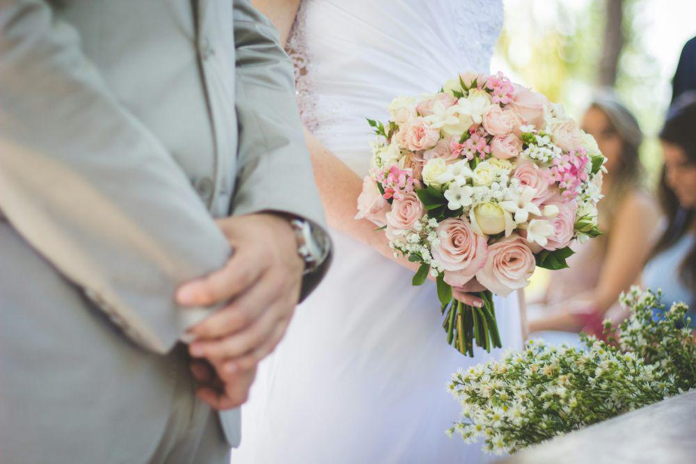 9 Contoh Teks Izin Menikah dari Mempelai Perempuan ke Orang Tua