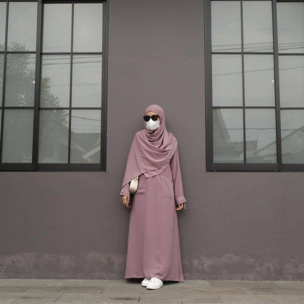 Rekomendasi busana Abaya dari brand lokal (instagram.com/nadisfa_official)