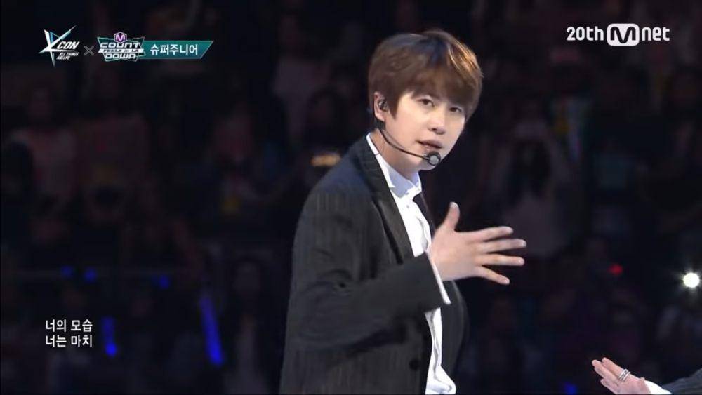 cuplikan penampilan Super Junior (youtube.com/Mnet K-POP)