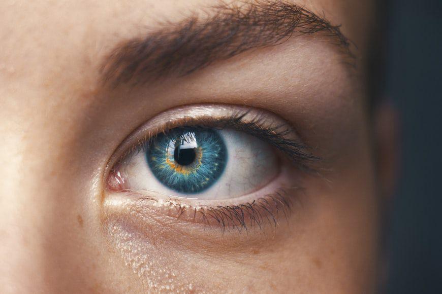 5 Rekomendasi Eyebrow Gel, Hasilnya Natural!