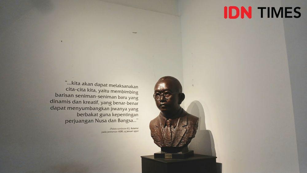Mengenal R.J. Katamsi Sosok Pembuat Lambang UGM