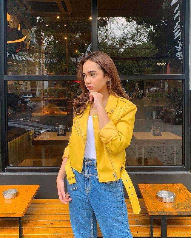 outfit Dianda Sabrina (instagram.com/sabrindh)