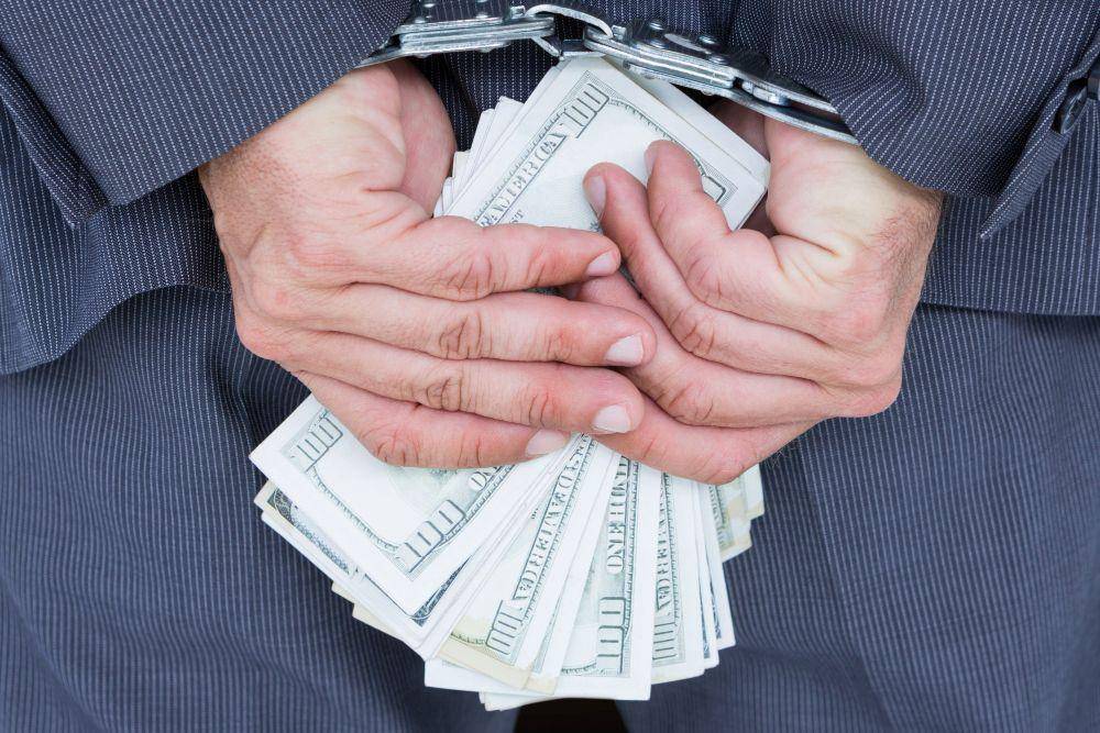 ilustrasi tindak tegas fraud (freepik.com)