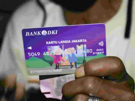 Syarat dan Cara Cairkan BLT Lansia Rp600 Ribu, Disimak!