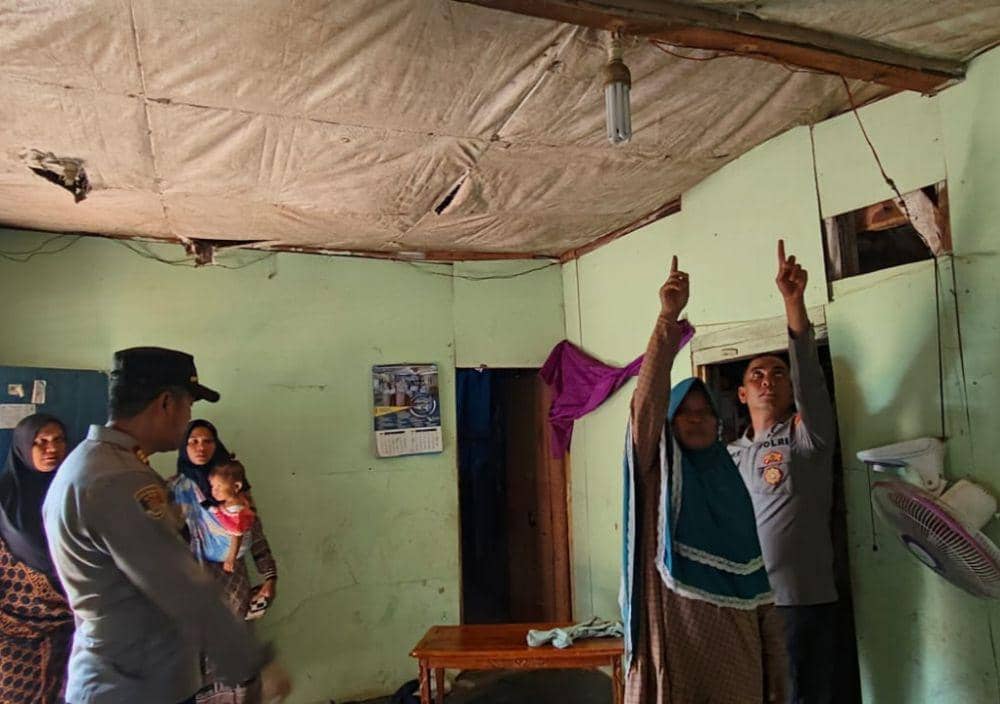 Korban J, IRT di Kabupaten Lampung Timur ditemukan gantung diri. (Dok. Polres Lampung Timur).