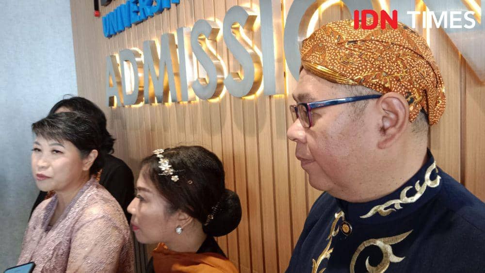 Binus University Semarang menggelar acara 1.000 Gen Z berkebaya. (IDN Times/Fariz Fardianto)