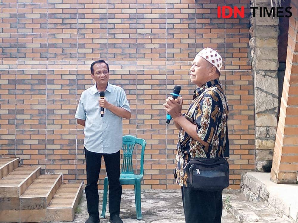 Bacalon bupati Bantul Untoro Hariadi berdialog dengan petani di Kapanewon Sanden.(IDN Times/Daruwaskita)