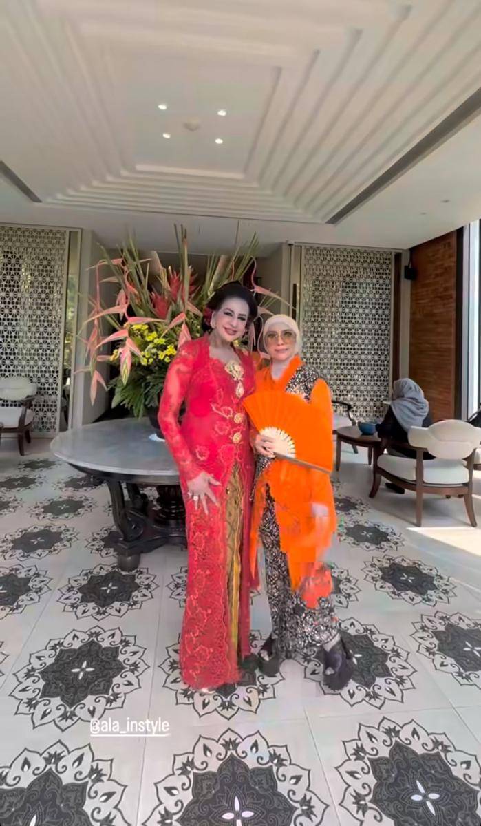 Kebaya publik figur rayakan Hari Kebaya Nasional. (instagram.com/drgdevya)
