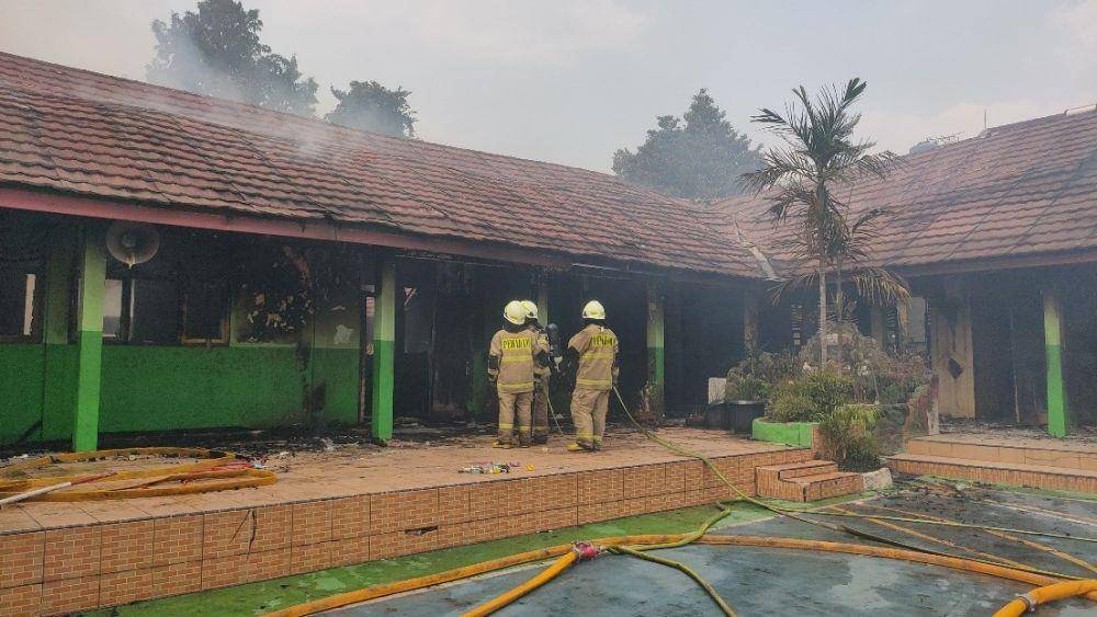 Kebakaran SD N Pondok Bambu (dok. Humas Pemprov DKI Jakarta)