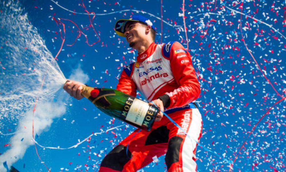 Pascal Wehrlein merayakan raihan podium perdaan di Formula E dengan finis kedua di E-Prix Santiago 2019. (pascal-wehrlein.de)