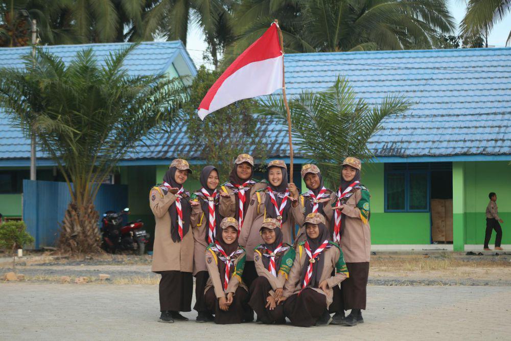 10 Manfaat Mengikuti Gerakan Pramuka di Sekolah Bagi Anak