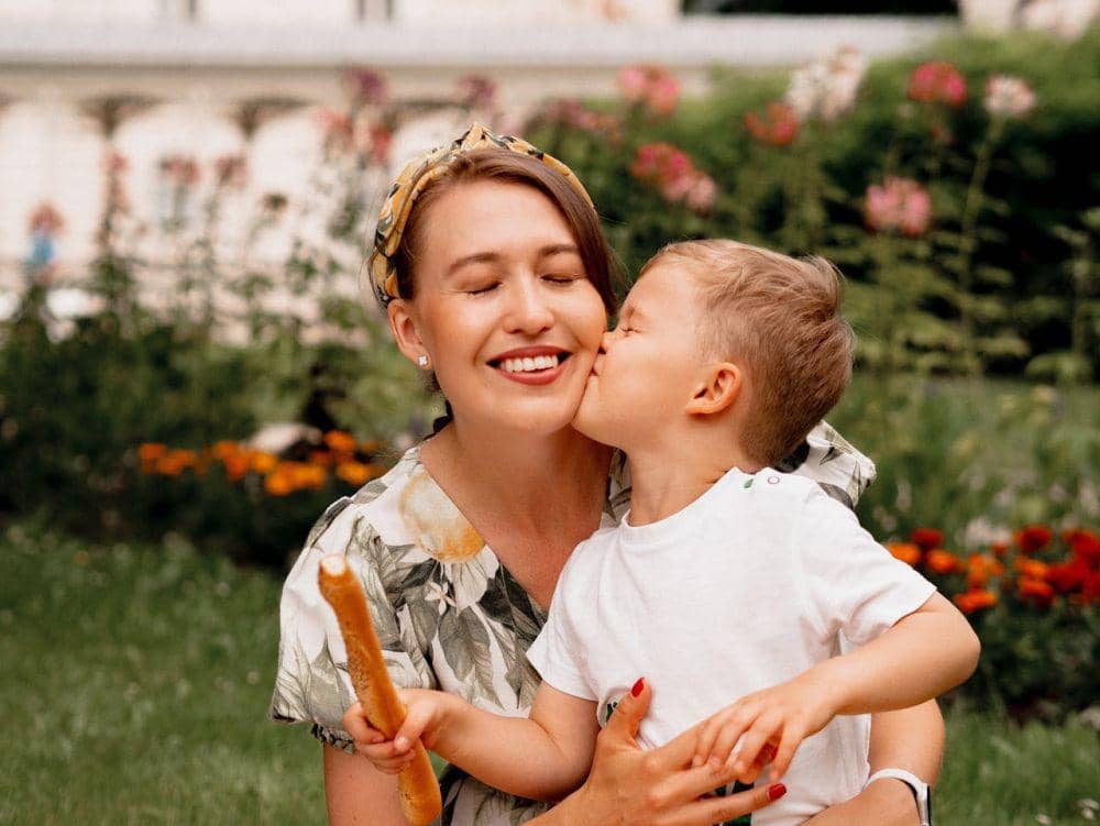 ilustrasi ibu dan anak (pexels.com/Pelageia Zelenina)