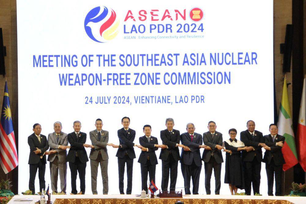 Menteri Luar Negeri RI Retno Marsudi hadiri pertemuan SEANWFZ Commission di Laos. (dok. Kemlu RI)