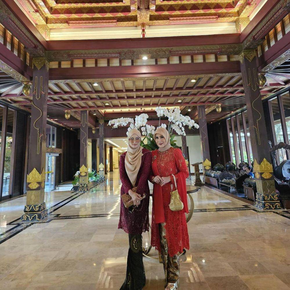 Kebaya publik figur rayakan Hari Kebaya Nasional. (instagram.com/inekekoes)