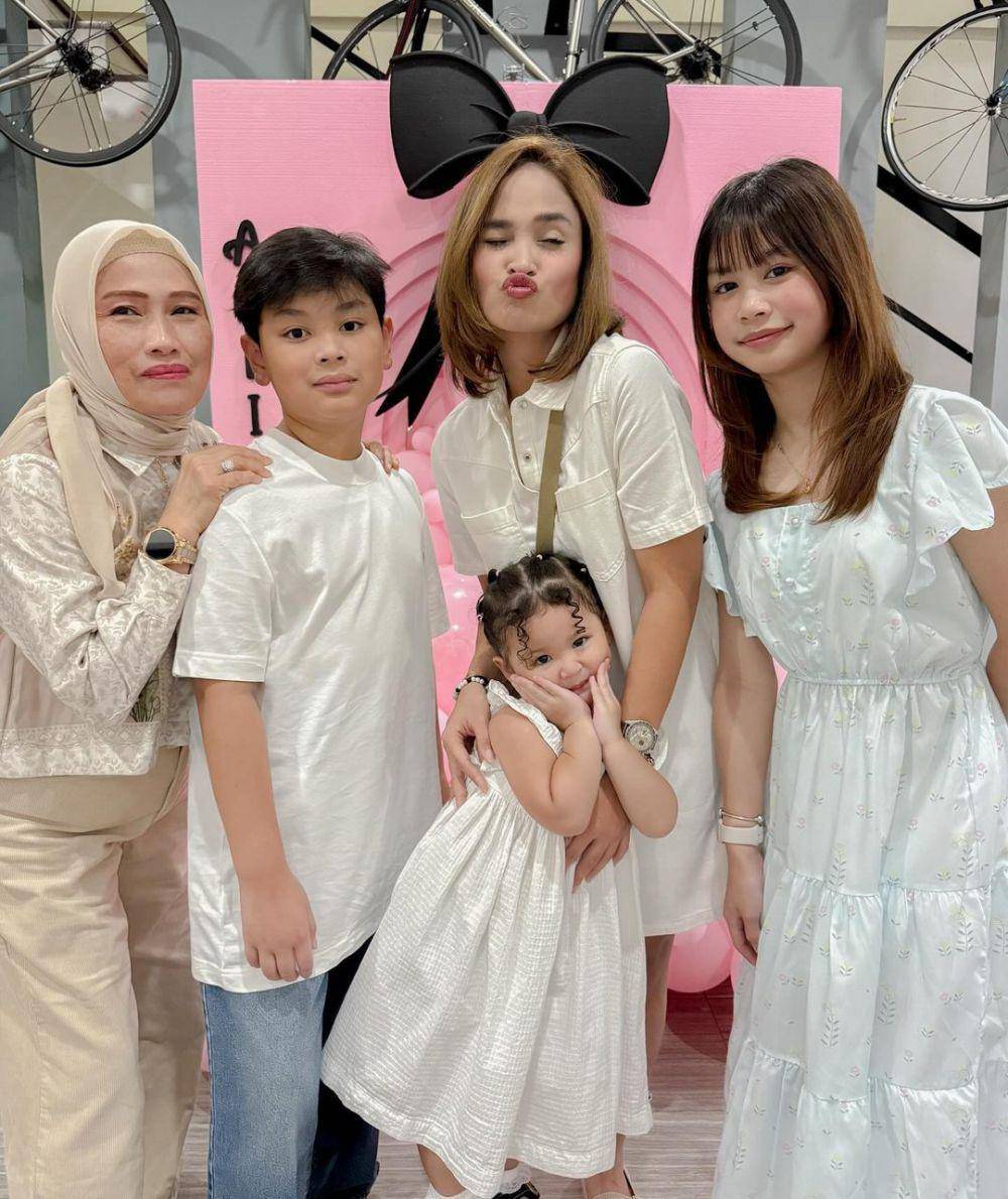 Ulang tahun putri Wendi (Instagram.com/audiekaukiaiko)