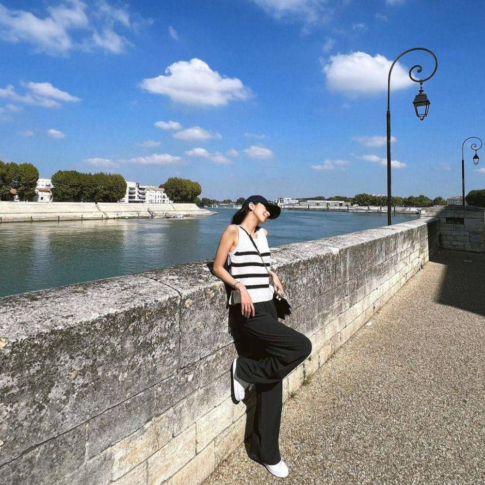 OOTD Casual Jisoo (instagram.com/sooyaaa__)