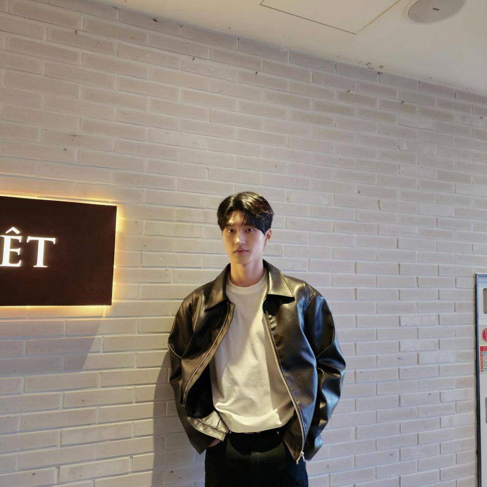 OOTD Joo Yoon Chan (instagram.com/marti_.no._)