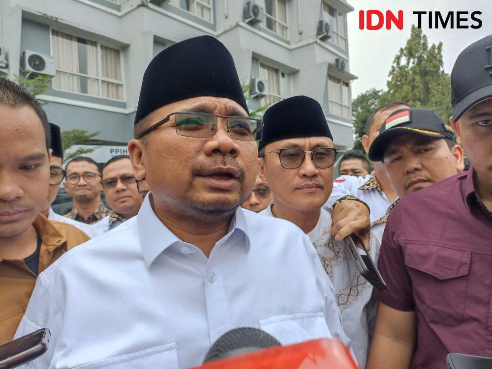 Reaksi Menag Ditanya Mobil Masuk Jalur TransJakarta: Yang Substantif Deh!