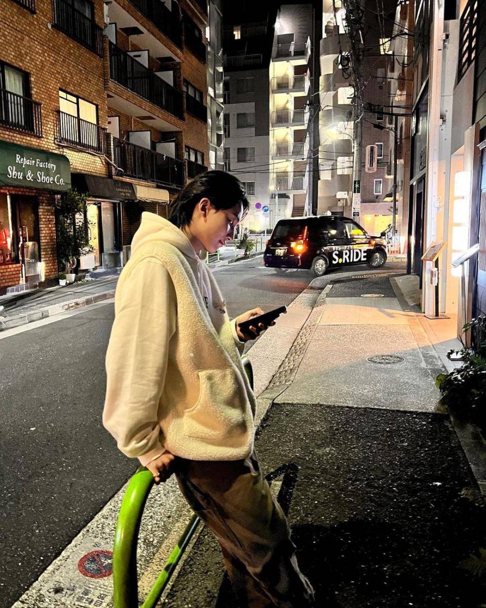 Jeonghan SEVENTEEN (instagram.com/jeonghaniyoo_n)