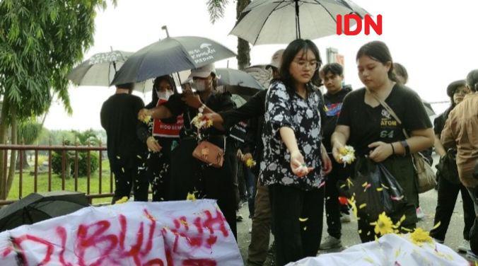 KKJ dan Aksi Kamisan Geruduk Polda Sumut, Desak Koptu HB Ditangkap