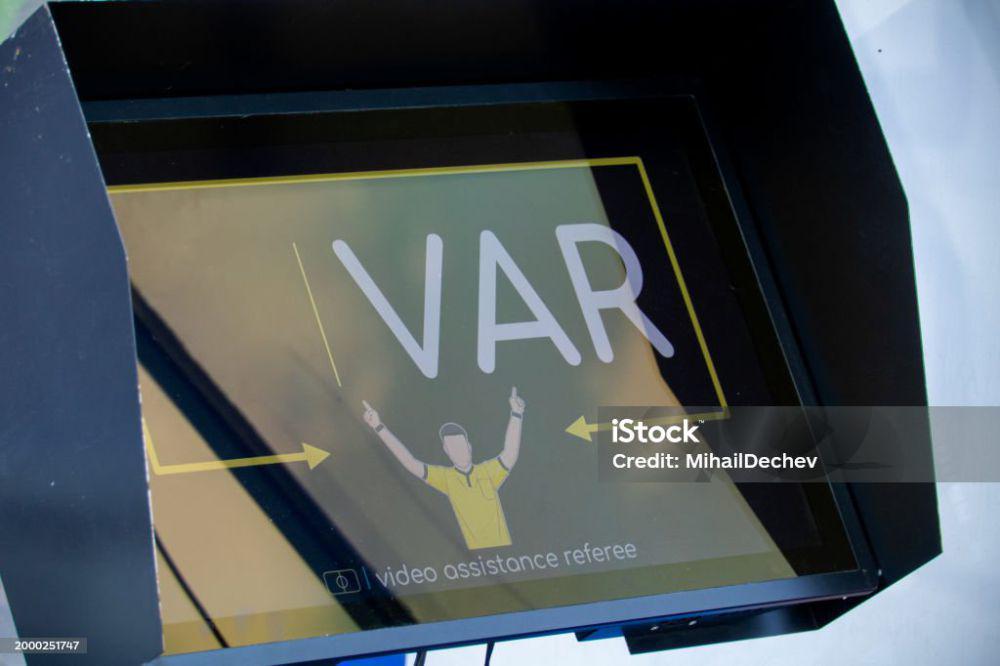 iStock: MihailDechev