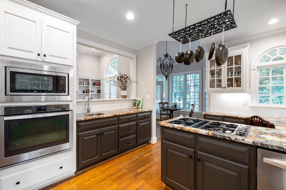 dekorasi dapur yang unik dan kreatif (pexels.com/Curtis Adams)