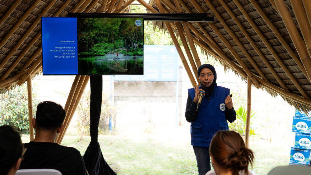 AQUA Targetkan Efisiensi Penggunaan Air Hingga 50 Persen di 2030