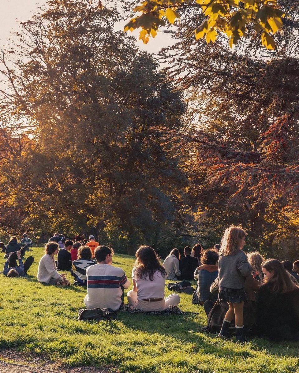 Parc des Buttes-Chaumont (instagram.com/parisjetaime)