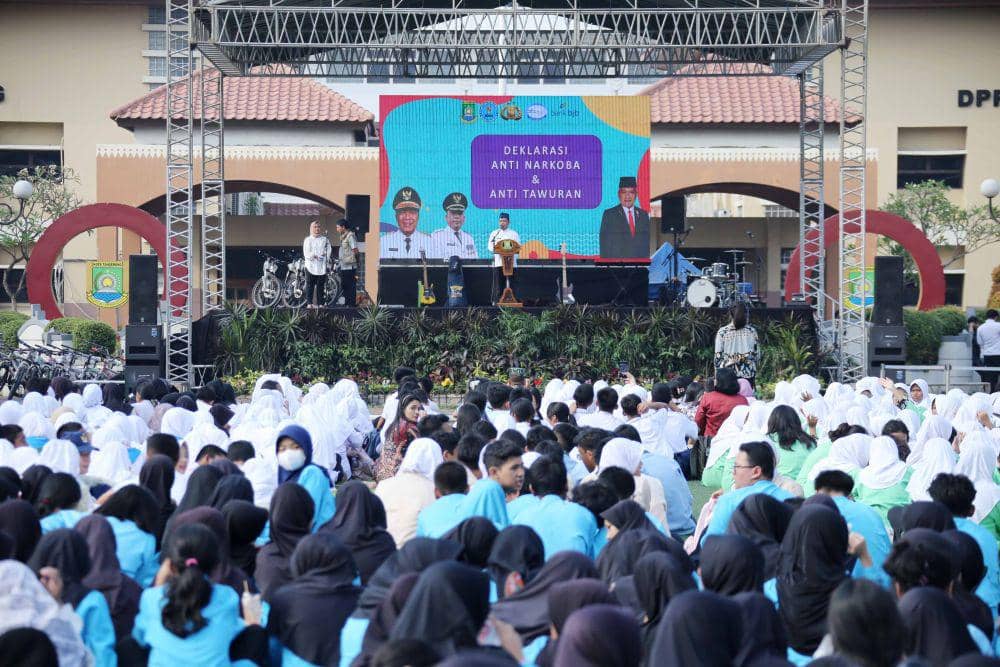 Terpengaruh Teman Jadi Faktor Usia Remaja Tertinggi Gunakan Narkoba