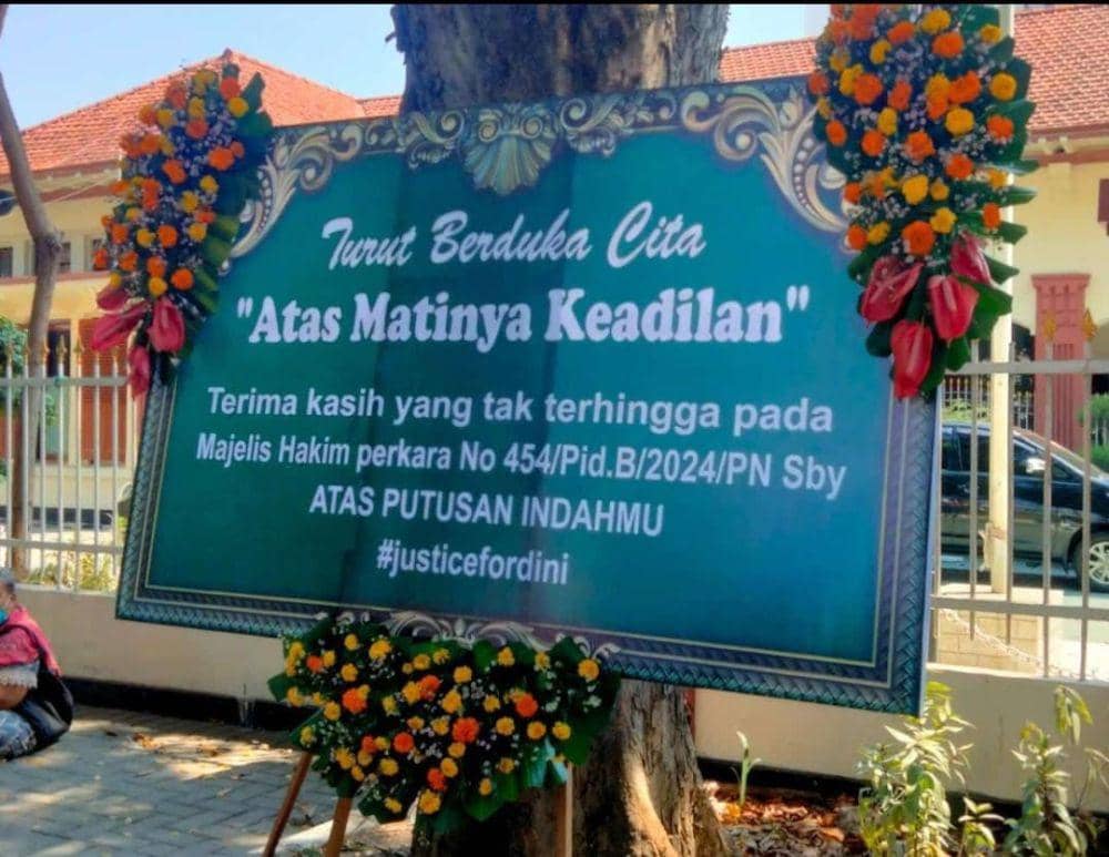 Protes Mengalir ke PN Surabaya Usai Vonis Bebas Ronald Tannur