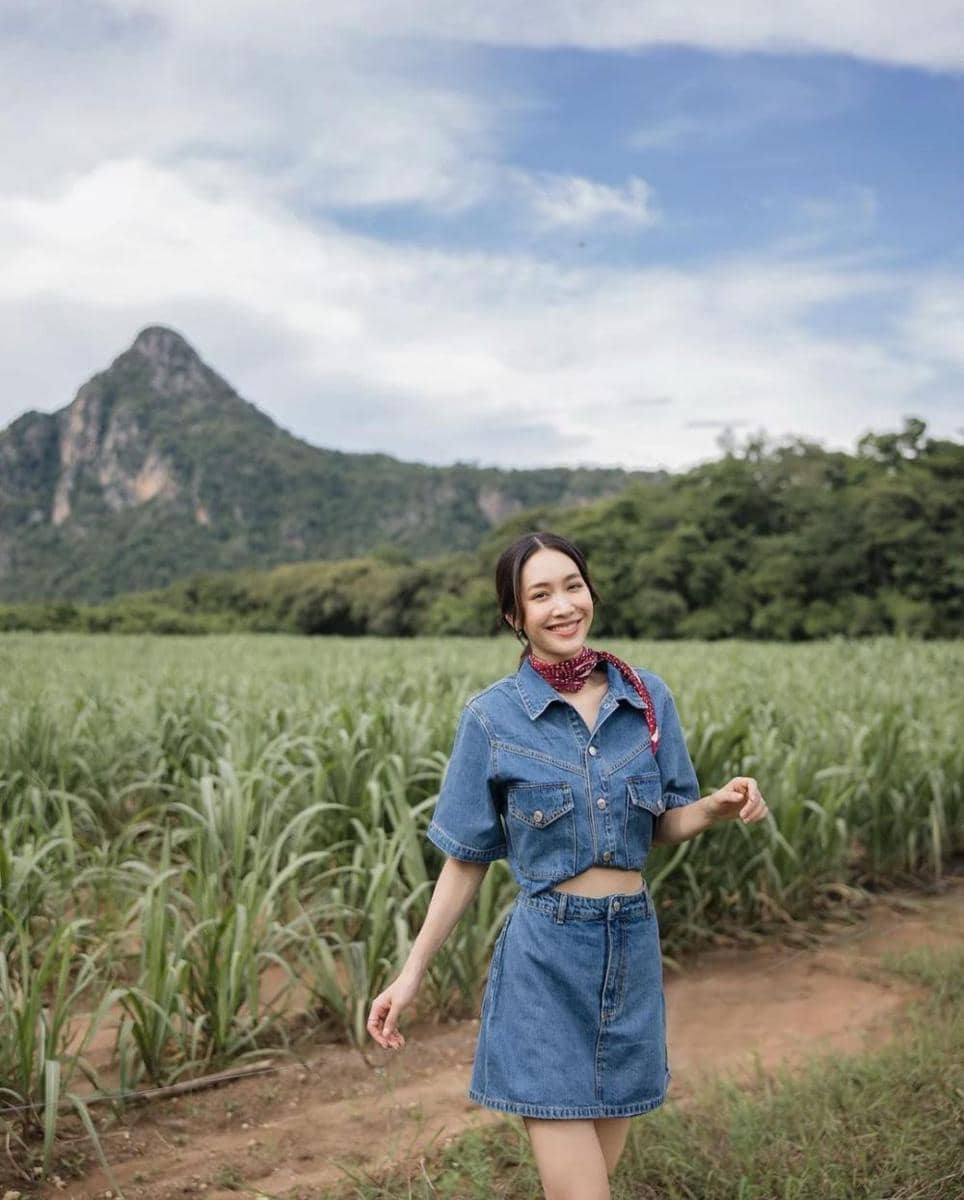 outfit Min Pechaya (instagram.com/minpechaya)